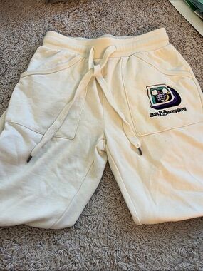 Disney Cream Jogger Sweatpants with Walt Disney World Patch- Women’s XS